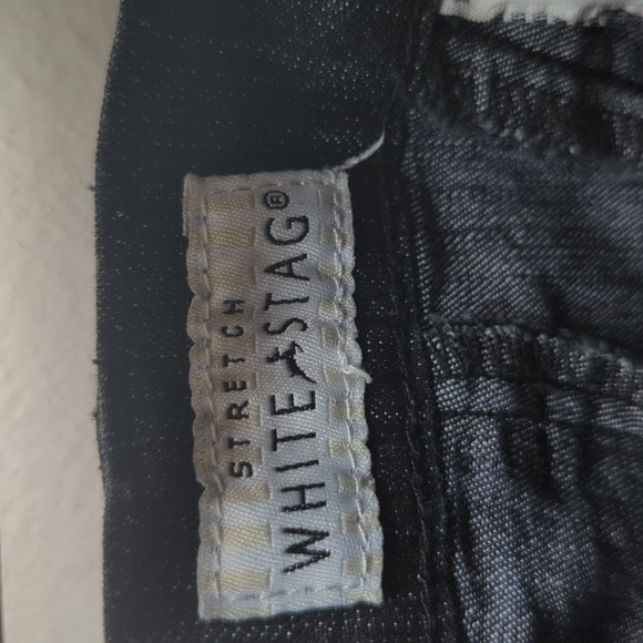 White Stag Denim Capris Dark Wash with Stretch Women's Size 10 - Picture 3 of 5